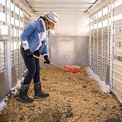 Muckboot Women'S Arctic Ice Agat Mid Green